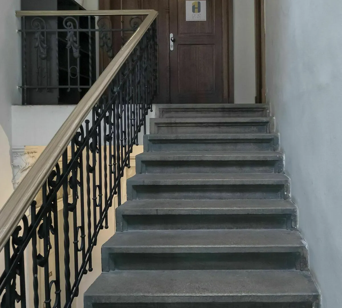 Hostel Onefam Miru Praga